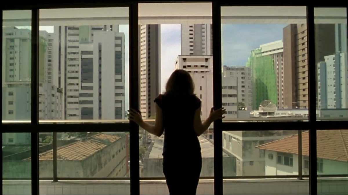 فیلم Neighbouring Sounds از سینما کشور برزیل